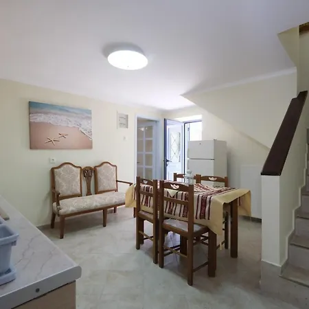 Holiday home Anemoessa Mesonet